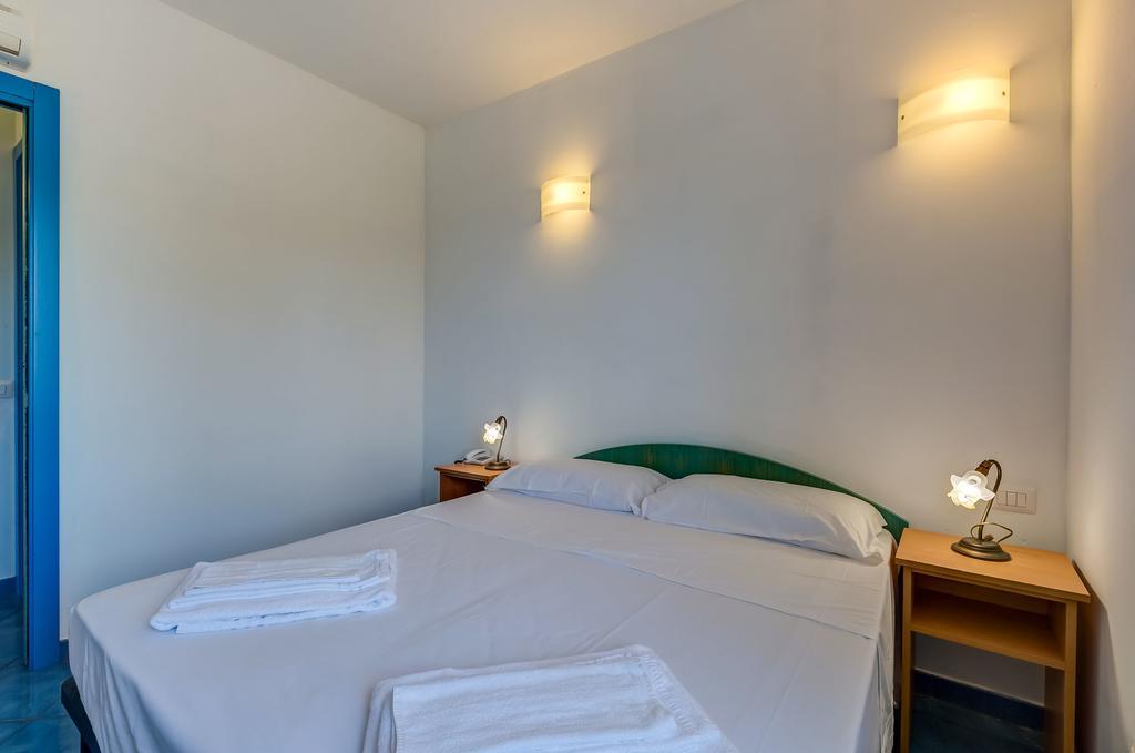 Terra Felice Aparthotel San Felice Circeo Exterior photo
