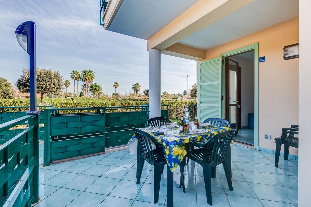 Terra Felice Aparthotel San Felice Circeo Exterior photo
