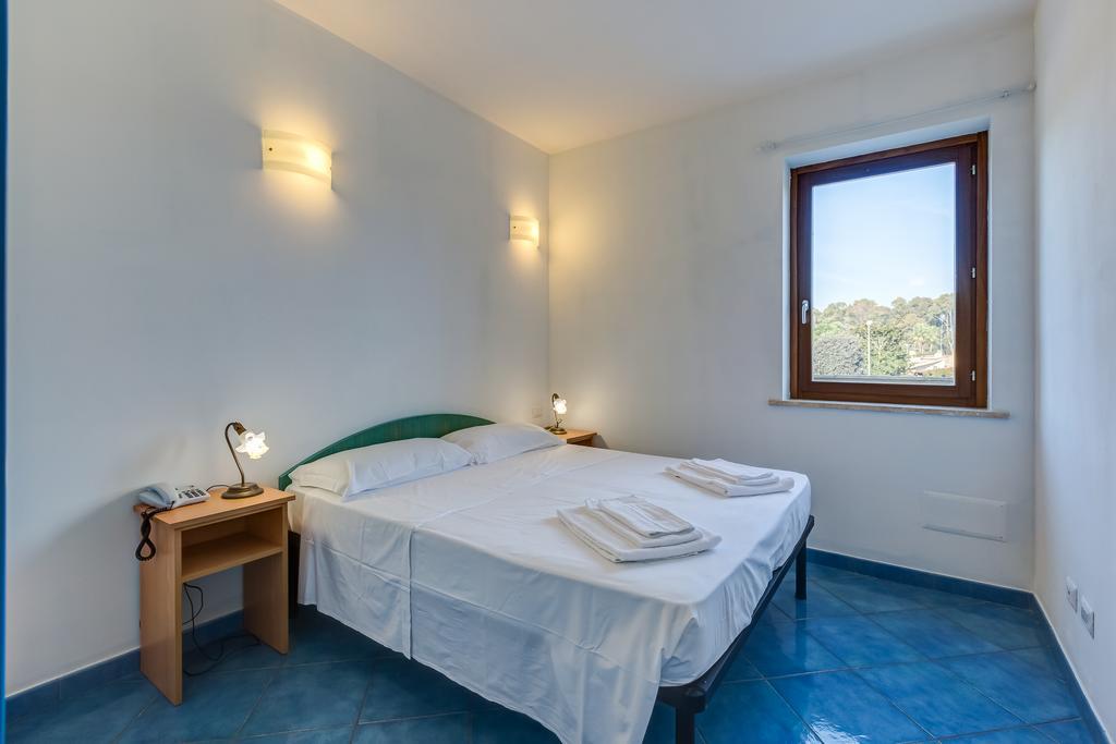 Terra Felice Aparthotel San Felice Circeo Room photo